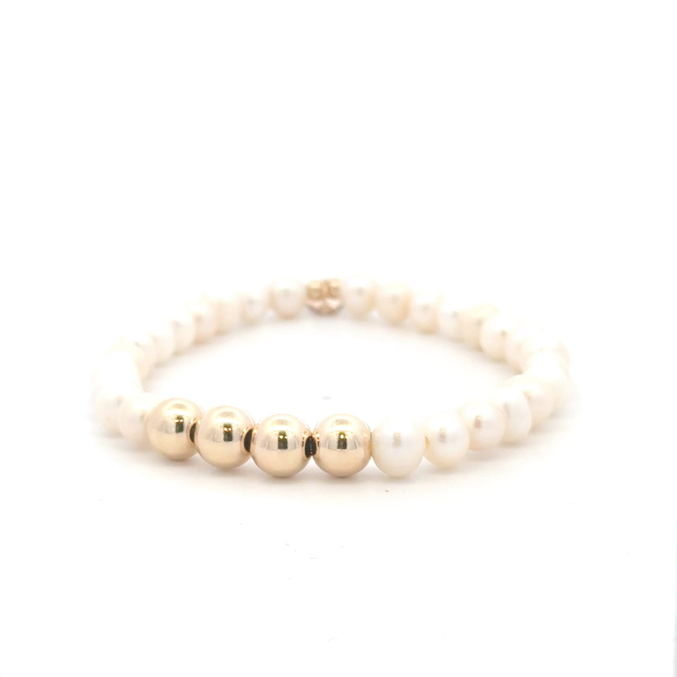 Pearl four 7mm gold coloured