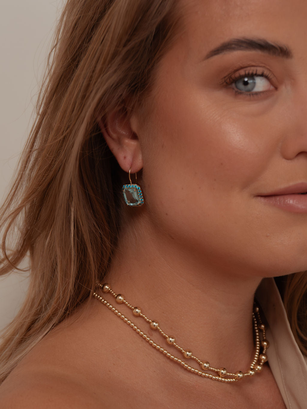 Earrings ivy blue gold coloured